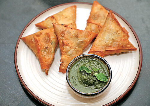 Smoked Mince Samosa image